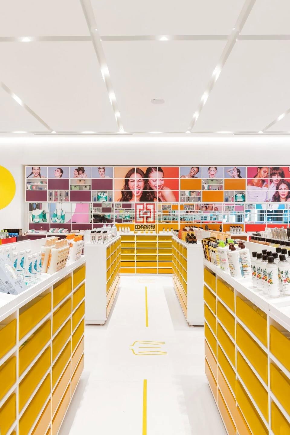 高檔化妝品店鋪設計定制，南京中強展柜廠